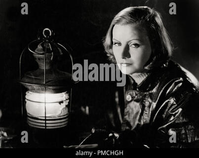 Greta Garbo, in "Anna Christie" (MGM, 1930). Foto von Clarence Sinclair Stier Datei Referenz # 33636 512 THA Stockfoto