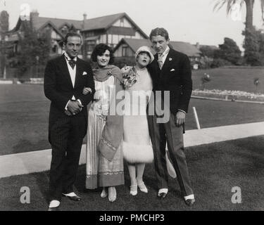 Rudolph Valentino, Pola Negri, Mae Murray, Prinz Mdivani (ca. 1926) Datei Referenz # 33636 677THA Stockfoto