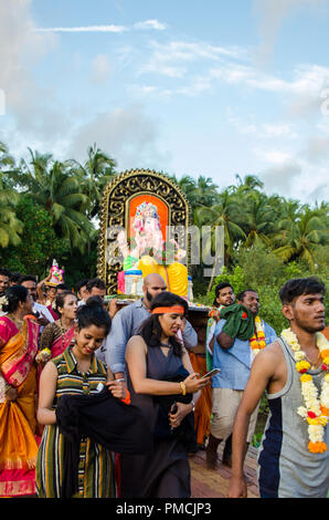 Ganesha Idol für Immersion am fünften Tag von Ganesh Chaturthi an Adpai, Ponda, Goa, Indien. Stockfoto