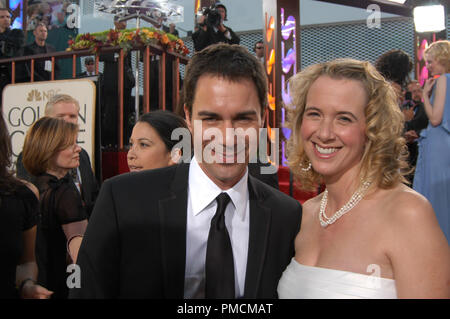 Ankunft am 'Golden Globe Awards - 62. jährlichen 'Eric McCormack mit Frau Janet Holden 1-16-2005 Datei Referenz Nr. 1080 040 PLX für redaktionelle Verwendung Stockfoto