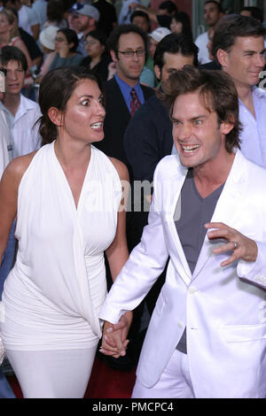 "Van Helsing" Premiere 5-03 2004, Kemp und Gast Foto von Joseph Martinez - Alle Rechte vorbehalten File Reference # 21808 0062 PLX für redaktionelle Verwendung Stockfoto