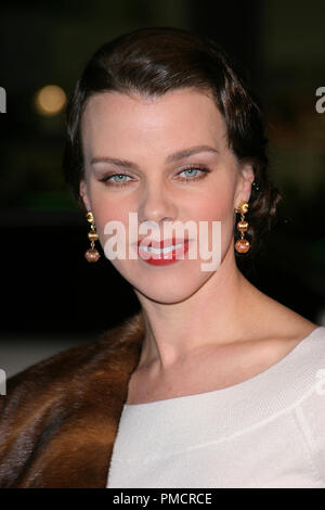 Die Aviator Premiere 12-01-2004 Debi Mazar Foto von Joseph Martinez/PictureLux Datei Referenz # 37751 0082 - picturelux nur für redaktionelle Verwendung - Alle Rechte vorbehalten Stockfoto