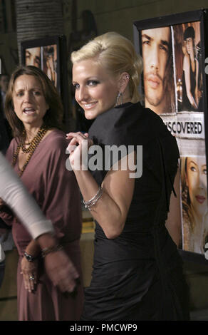 "Unentdeckt" (Premiere) Tina Simpson, Ashlee Simpson 08-23-2005/Egyptian Theatre/Hollywood, CA/Lions Gate Films/Foto von Joseph Martinez - Alle Rechte vorbehalten File Reference # 22466 0031 PLX für redaktionelle Verwendung Stockfoto