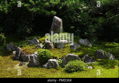 Traditionelle zen der Japanische Garten in Kyoto, Japan Stockfoto