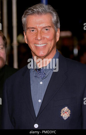 Gothika Premiere 11-13-2003 Michael Buffer Foto von Joseph Martinez/PictureLux Datei Referenz # 21597 0051 PLX nur für redaktionelle Verwendung - Alle Rechte vorbehalten File Reference # 21597 0051 PLX nur für redaktionelle Verwendung - Alle Rechte vorbehalten Stockfoto