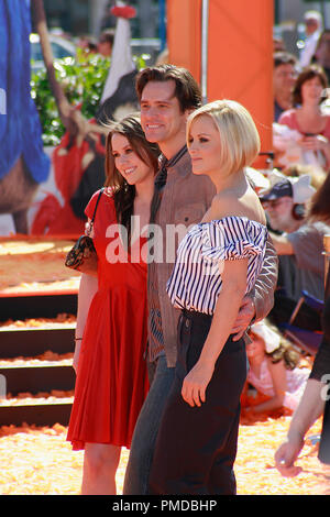 "Horton hört ein Hu!" Premiere Jane Carrey, Jim Carrey, Jenny McCarthy 3-8-2008/Manns Dorf Theater/Westwood, CA/Twentieth Century Fox/Foto von Joseph Martinez Datei Referenz # 23386 0050 PLX nur für redaktionelle Verwendung - Alle Rechte vorbehalten Stockfoto