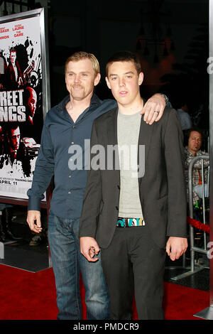 "Street Kings" Premiere Rick Schroder und sein Sohn Holden 4-3-2008/Grauman's Chinese Theater / Hollywood, CA/Fox Searchlight/Foto von Joseph Martinez Datei Referenz # 23449 0056 JM für die redaktionelle Nutzung nur - Stockfoto