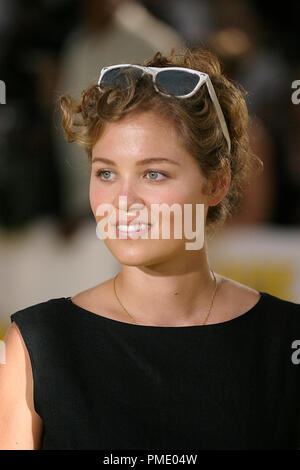 Die Simpsons - Der Film (Premiere) Erika Christensen 7-24-2007/Mann Bruin und Mann Dorf Theater/Westwood, CA/Twentieth Century Fox/Foto von Joseph Martinez Datei Referenz # 23133 0096 JM für die redaktionelle Nutzung nur - Stockfoto