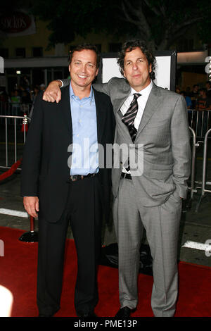 Der Heartbreak Kid Bobby Farrelly, Peter Farrelly 9-27-2007/Manns Dorf Theater/Los Angeles, CA/DreamWorks/Foto von Joseph Martinez Datei Referenz # 23196 0039 PLX nur für redaktionelle Verwendung - Alle Rechte vorbehalten Stockfoto