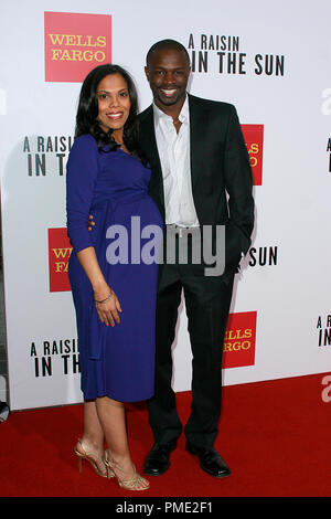 "A Raisin in the Sun' Premiere Sean Patrick Thomas und Frau Aonika Laurent 2-11-2008/AMC Magic Johnson Theater/Los Angeles, CA/Sony Pictures Television/© Joseph Martinez/Picturelux - Alle Rechte vorbehalten File Reference # 23348 0006 PLX nur für redaktionelle Verwendung - Alle Rechte vorbehalten Stockfoto