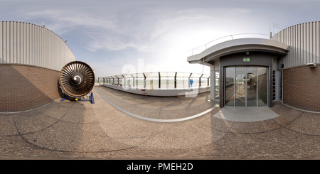 360 Grad Panorama Ansicht von Der Hannover Airport. Aussichtsterrasse.