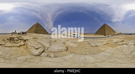 360 Grad Panorama Ansicht von Große Pyramide von Gizeh, 25.