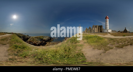 360 Grad Panorama Ansicht von Le Sémaphore, l'Abbaye, le Phare, et la Chapelle Notre-Dame-des-Grâces de la Pointe Saint-Mathieu