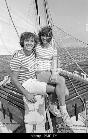 Sonne, Wind und weiße Segel, Fernsehshow mit Michael Schanze und Gaststars Mary Roos in Spanien 1979. Stockfoto