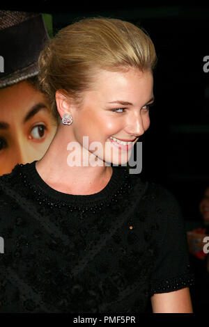 Emily Van Camp bei der Premiere von Sony Pictures Classics'' Coco vor Chanel". Ankunft gehalten an der Pacific Design Center - Silver Screen Theater in West Hollywood, CA, 9. September 2009. Foto: Joseph Martinez/PictureLux Datei Referenz # 30070 15 PLX nur für redaktionelle Verwendung - Alle Rechte vorbehalten Stockfoto