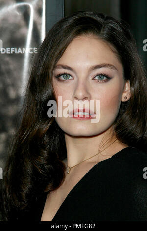 Trotz Premiere Alexa Davalos 11-9-2008/Cinerama Dome ArcLight Theater/Hollywood, CA/Paramount Pictures/Foto von Joseph Martinez Datei Referenz # 23656 0074 PLX nur für redaktionelle Verwendung - Alle Rechte vorbehalten Stockfoto