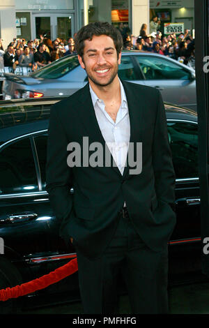 Zachary Levi am Los Angeles Industrie Screening von Twentieth Century Fox's "X-Men Origins: Wolverine" am Grauman's Chinese Theater in Hollywood, CA 4/28/2009 statt. Foto © Joseph Martinez/Picturelux/Picturelux Datei Referenz # 30015 0002 JM nur für redaktionelle Verwendung - Alle Rechte vorbehalten Stockfoto