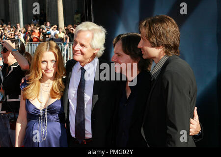 Der X-Dateien: Ich möchte glauben Premiere Gillian Anderson, Chris Carter, Frank Spotnitz, David Duchovny 7-23-2008/Manns Grauman Chinese Theater / Hollywood, CA/Twentieth Century Fox/Foto © Joseph Martinez/Picturelux Datei Referenz # 23571 0051 JM nur für redaktionelle Verwendung - Alle Rechte vorbehalten Stockfoto