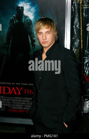 Freitag der 13. Premiere Ryan Hansen 2-9-2009/Grauman's Chinese Theater / Hollywood, CA/Paramount Pictures/Foto von Joseph Martinez Datei Referenz # 23692 0042 PLX nur für redaktionelle Verwendung - Alle Rechte vorbehalten Stockfoto