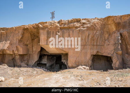 Außenansicht des Bazda Höhlen für den Bergbau aus Stein in Harran, Sanliurfa, Türkei Stockfoto