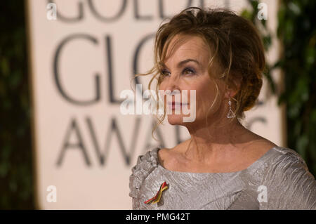 Für BESTE LEISTUNG DURCH EINE SCHAUSPIELERIN IN EINEM MINI - SERIE ODER MOTION PICTURE MADE FOR TELEVISION für ihre Rolle in ÒGray GardensÓ (HBO) Schauspielerin Jessica Lange der 67. jährlichen Golden Globes Awards im Beverly Hilton in Beverly Hills, CA Sonntag, 17. Januar 2010 besucht nominiert. Stockfoto