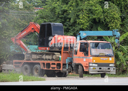 Chiangmai, Thailand - 7. August 2018: Private Kubota Tieflöffel am Fahrzeug. Auf der straße Nr. 1001, 8 km von Chiang Mai City. Stockfoto