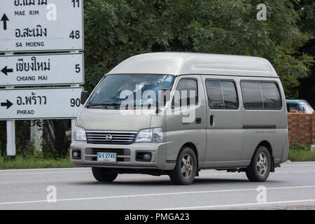 Chiangmai, Thailand - 7. August 2018: Private alte Nissan Urvan Van Auto. Foto an der Straße Nr. 121 ca. 8 km von der Innenstadt von Chiang Mai Thailand. Stockfoto