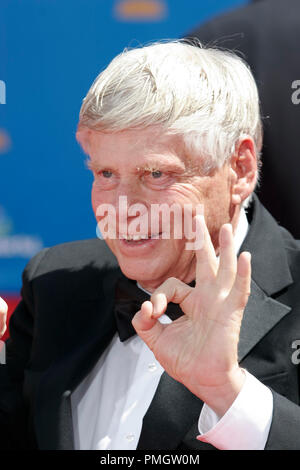 Robert Morse auf der 62. jährlichen Primetime Emmy Awards im Nokia Theater in Los Angeles, CA, 29. August 2010. Foto © Joseph Martinez/Picturelux - Alle Rechte vorbehalten. Datei Referenz Nr.30450 028 JM für die redaktionelle Nutzung nur - Stockfoto
