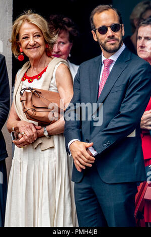 Den Haag, Niederlande. 18 Sep, 2018. Mutter und Bruder der Königin Maria Maxima Zorreguieta und Juan Zorreguieta während der jährlichen Eröffnung des Parlaments jahr Prinsjesdag in Den Haag, Niederlande, 18. September 2018. Quelle: Patrick Van Katwijk |/dpa/Alamy leben Nachrichten Stockfoto