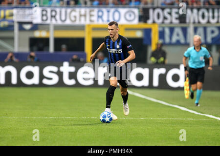 Mailand, Italien. 18 Sep, 2018. Ivan Perisic des FC Internazionale in Aktion während der Uefa Champions League Gruppe B Spiel zwischen FC Internazionale und Tottenham Hotspur FC. Credit: Marco Canoniero/Alamy leben Nachrichten Stockfoto