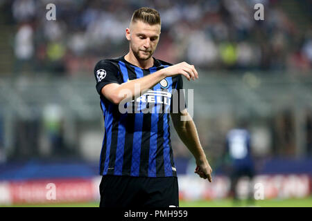 Mailand, Italien. 18 Sep, 2018. Mailand Skriniar des FC Internazionale in Aktion während der Uefa Champions League Gruppe B Spiel zwischen FC Internazionale und Tottenham Hotspur FC. Credit: Marco Canoniero/Alamy leben Nachrichten Stockfoto