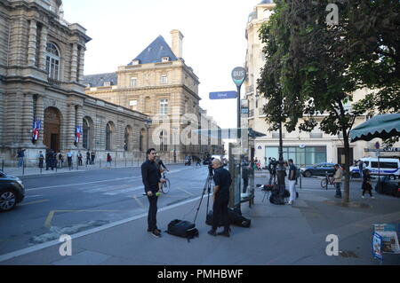 Senat, 10 rue de Vaugirard, Paris, Frankreich. 19. Sep 2018. Alexandre Benalla, ex-Agent des französischen Präsidenten Längestrich wird von der Kommission der Rechtsvorschriften der Senat 19. September 2018 einberufen, nachdem, gekleidet wie ein Cop, ohne einer zu sein, ein Demonstrant geschlagen, während die Demo des 1. Mai 2018. Vincent Crase wird auch um 10:30 Uhr gehört werden. ALPHACIT NEWIM/Alamy Live News Credit: Alphacit NEWIM/Alamy leben Nachrichten Stockfoto