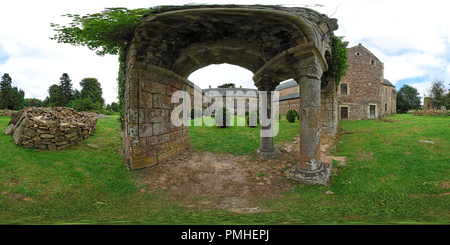 360 Grad Panorama Ansicht von Porte Romane du Cloître de l'Abbaye de La Luzern - Frankreich