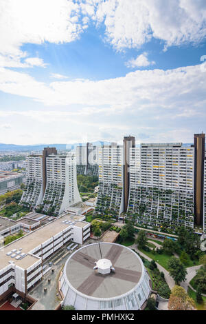 Wien, Wien: Wohnpark Alt Erlaa Wohnanlage, Hochhaus, Gebäude, 23. Liesing, Wien, Österreich Stockfoto