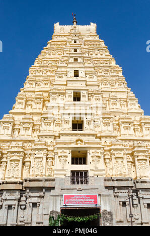 Gopuram der Virupaksha Temple, Hampi, Karnataka, Indien Stockfoto