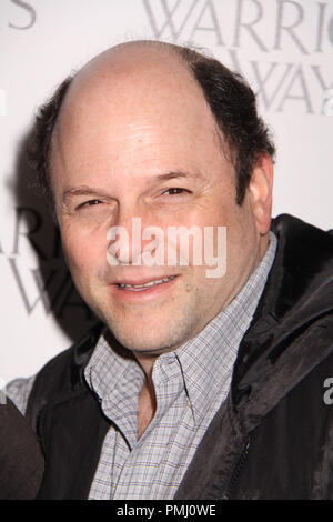 Jason Alexander 19.11.10, 'The Warrior's Way' Premiere@CGV Kinos, Los Angeles Ph: Izumi Hasegawa/HNW/PictureLux Datei Referenz # 30717 046 PLX nur für redaktionelle Verwendung - Alle Rechte vorbehalten Stockfoto