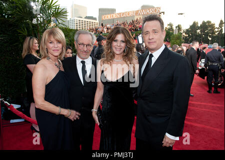 Kate Capshaw, Steven Spielberg, Rita Wilson und Tom Hanks nehmen an der 68. jährlichen Golden Globes Awards im Beverly Hilton in Beverly Hills, CA am Sonntag, 16. Januar 2011. Datei Referenz # 30825 711 Nur für den redaktionellen Gebrauch - Alle Rechte vorbehalten Stockfoto