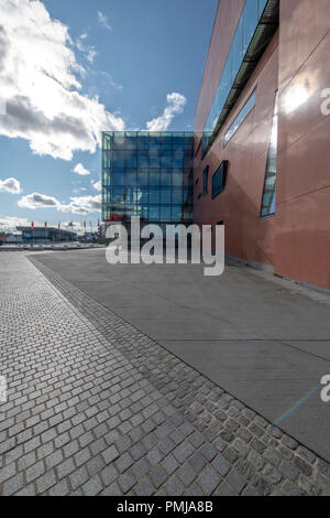 Stavanger Konserthus (Konzertsaal). Es wurde offiziell von Kronprinz Haakon am 15. September 2012 eröffnet. Die Architekten in dem Verhältnis. Stockfoto