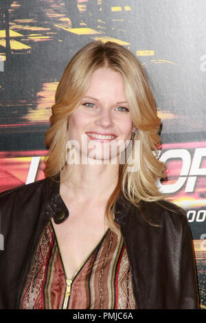 Joelle Carter bei der Premiere von Twentieth Century Fox "Unaufhaltsam". Ankunft im Regency Dorf Theater in Westwood, CA, 26. Oktober 2010 statt. Foto © Joseph Martinez/Picturelux - Alle Rechte vorbehalten. Datei Referenz # 30608 062 JM für die redaktionelle Nutzung nur - Stockfoto