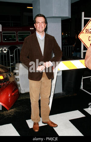 Ed Helms bei der Premiere von Warner Brothers Pictures' 'Due Date'. Ankünfte am Grauman's Chinese Theater in Hollywood, CA, 28. Oktober 2010 statt. Foto von Joseph Martinez/PictureLux Datei Referenz Nr.30611 078 PLX nur für redaktionelle Verwendung - Alle Rechte vorbehalten Stockfoto
