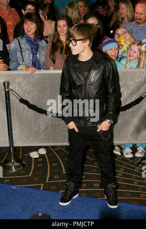 Justin Bieber an der Los Angeles Premiere der von DreamWorks Animation bin egamind'. Ankunft gehalten an der Manns Chinese Theater in Hollywood, CA. Samstag, 30. Oktober 2010. Foto: Richard Chavez/PictureLux Datei Referenz # 30624 035 PLX nur für redaktionelle Verwendung - Alle Rechte vorbehalten Stockfoto