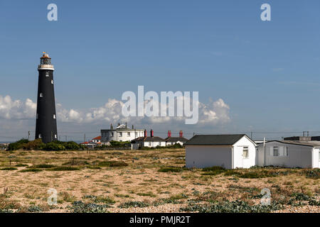 Der alte Leuchtturm Dungeness mit zugehörigen Gebäuden, Kent, England. 31. August 2018 Stockfoto