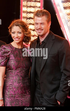 Eric Dane, Rebecca Gayheart bei der Premiere von Screen Gems' "Burlesque". Ankünfte am Grauman's Chinese Theater in Hollywood, CA, November 15, 2010 statt. Foto von Joseph Martinez/PictureLux Datei Referenz # 30704 111 PLX nur für redaktionelle Verwendung - Alle Rechte vorbehalten Stockfoto