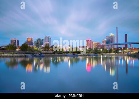 Birmingham, Alabama Skyline aus der Railroad Park. Stockfoto