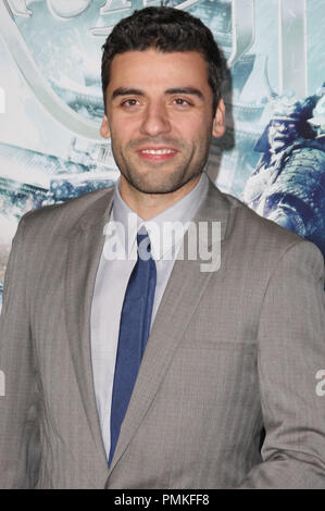 Oscar Isaac am Los Angeles Premiere der Ucker Punch" gehalten an der Grauman Chinese Theatre in Hollywood, CA. Die Veranstaltung fand am Mittwoch, 23. März 2011. Foto von Peterson Gonzaga Pacific Rim Foto Presse/PictureLux. Stockfoto