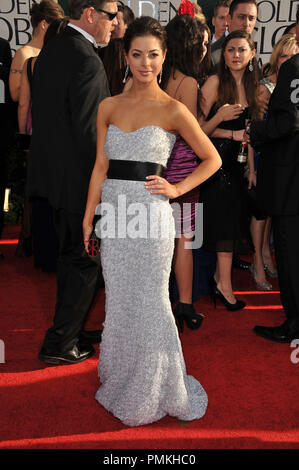 Gia Mantegna auf der 68. jährlichen Golden Globe Awards im Beverly Hilton Hotel. Januar 16, 2011 Beverly Hills, CA Foto von GFS/PictureLux Datei Referenz # 30825 010 Nur für den redaktionellen Gebrauch - Alle Rechte vorbehalten Stockfoto