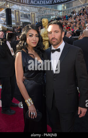 Trent Reznor, Oscar-nominiert für die Leistungen in Musik, geschrieben für Motion Pictures (Original Score), und Mariqueen Maandig kommen für die 83. jährlichen Academy Awards im Kodak Theater in Hollywood, CA Februar 27., 2011. Datei Referenz # 30871 427 Nur für den redaktionellen Gebrauch - Alle Rechte vorbehalten Stockfoto