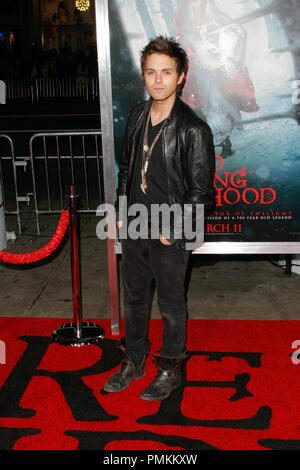 Thomas Dekker bei der Premiere von Warner Brothers Pictures' 'Red Riding Hood'. Ankünfte am Mann's Chinese Theater in Hollywood, CA, 7. März 2011 statt. Foto von Joe Martinez/PictureLux Stockfoto