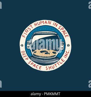 Vintage Raum Logo. Erforschung der astronomischen Galaxy. Mission Astronauten oder spaceman. kosmonaut Abenteuer. Abzeichen emblem Aufnäher Aufkleber. graviert Hand gezeichnete Skizze. Stock Vektor