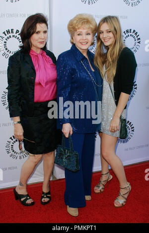 Carrie Fisher und Tochter Billie Catherine Lourd an Debbie Reynolds' Erinnerungsstücke aus Hollywood Ausstellung Empfang im Paley Center für Medien in Beverly Hills, CA, 7. Juni 2011 statt. Foto von Joe Martinez/PictureLux Stockfoto